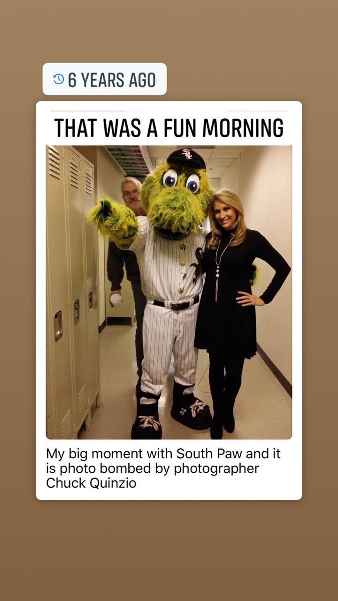TammieSouza's tweet photo. #ThrowbackThursday #MorningShowFun #MascotMischief @AnitaPadilla32 @foxnewsgal https://t.co/v47R6B3qiJ