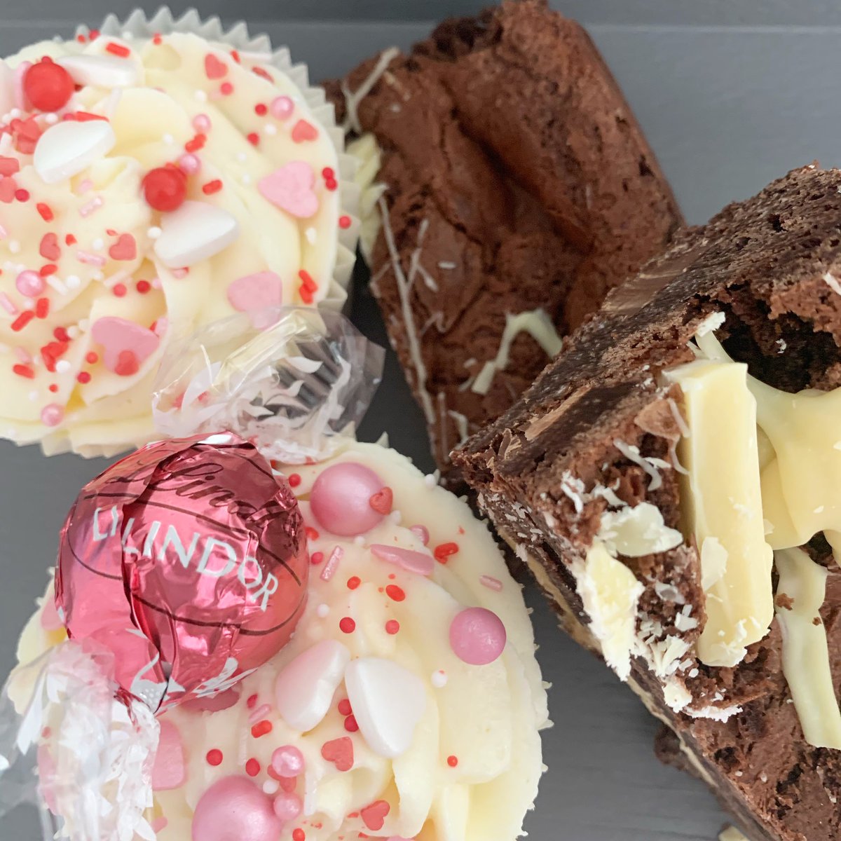 Cakeface tweet media