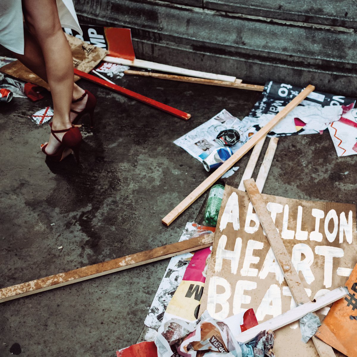 mysteryjets's tweet photo. 𝘼 𝘽𝙞𝙡𝙡𝙞𝙤𝙣 𝙃𝙚𝙖𝙧𝙩𝙗𝙚𝙖𝙩𝙨 𝘸𝘪𝘭𝘭 𝘣𝘦 𝘳𝘦𝘭𝘦𝘢𝘴𝘦𝘥 𝘰𝘯 𝘍𝘳𝘪𝘥𝘢𝘺 3 𝘈𝘱𝘳𝘪𝘭 2020. 𝘞𝘦 ‘𝘳𝘦 𝘣𝘢𝘤𝘬 𝘢𝘯𝘥 𝘳𝘦𝘢𝘥𝘺 𝘵𝘰 𝘱𝘭𝘢𝘺 𝘸𝘪𝘵𝘩 𝘮𝘰𝘳𝘦 𝘭𝘰𝘷𝘦 𝘵𝘩𝘢𝘯 𝘦𝘷𝘦𝘳. 𝘗𝘳𝘦-𝘰𝘳𝘥𝘦𝘳 𝘵𝘩𝘦 𝘢𝘭𝘣𝘶𝘮 𝘩𝘦𝘳𝘦 𝘹 https://t.co/HGrFFnbf8m https://t.co/j4GQg7pUXt