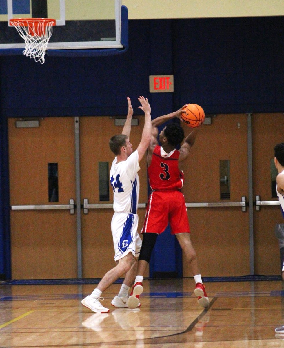 HEY EAGLEZ! Tomorrow our basketball teams play Greenville!!! Girls play @ Greenville at 6 the boys play @ Eastside at 7:30! The first 30 people who get to Eastside for the game will get free t-shirts! We are giving out free popcorn &amp; drinks Everyone wear WHITE to the games!🦅🏀