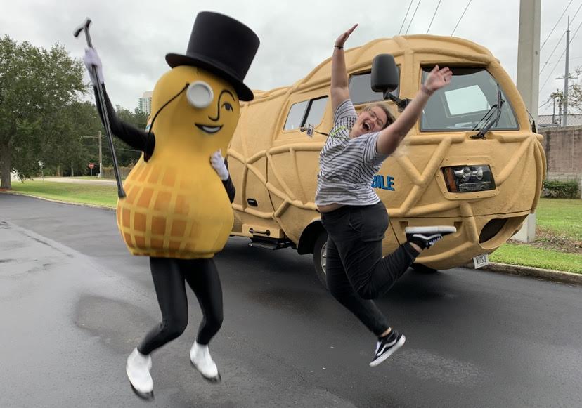 wjxt4's tweet photo. This is nuts. This is a cashewstrophe. We didn't get to say goodbye. We shell never forget this day. @MrPeanut was one-of-a-kind. This will NOT go over smoothly. We will get to the bottom of this jar. #RIPeanut @WJXTCarianneL @EvanneRobinson https://t.co/YtO6CKiHvL