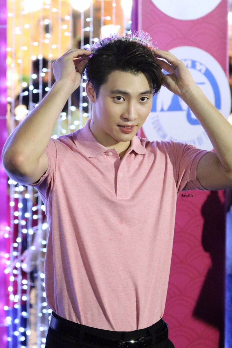 DearyDearyy's tweet photo. พีรวิชญ์หมายเลข34 มิสฉะเชิงเทรา🤣
📸200123 - Asiatique 

@m34nismind 
#MeanPhiravich 
#ChineseNewYearcelebration2020 https://t.co/NhUs52jb0Q