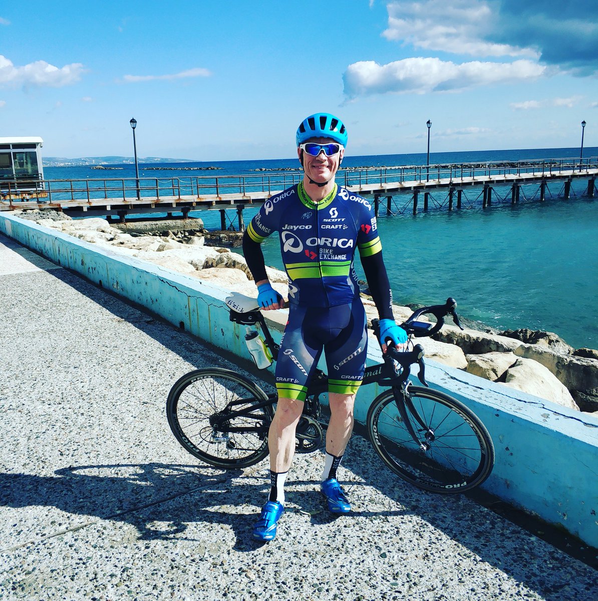 JamieAndersonBE's tweet photo. Another blue sky day in Limassol, Cyprus. #LifeWorking https://t.co/IcYR9tl4cx