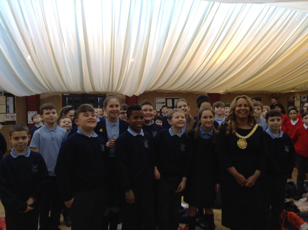 During our Crucial Crew event we had a visit from the Mayor of Liverpool @CllrAnnaRothery @stocktonwoodpr1 
@childsafemedia  @lpoolcouncil  #inspiring #community