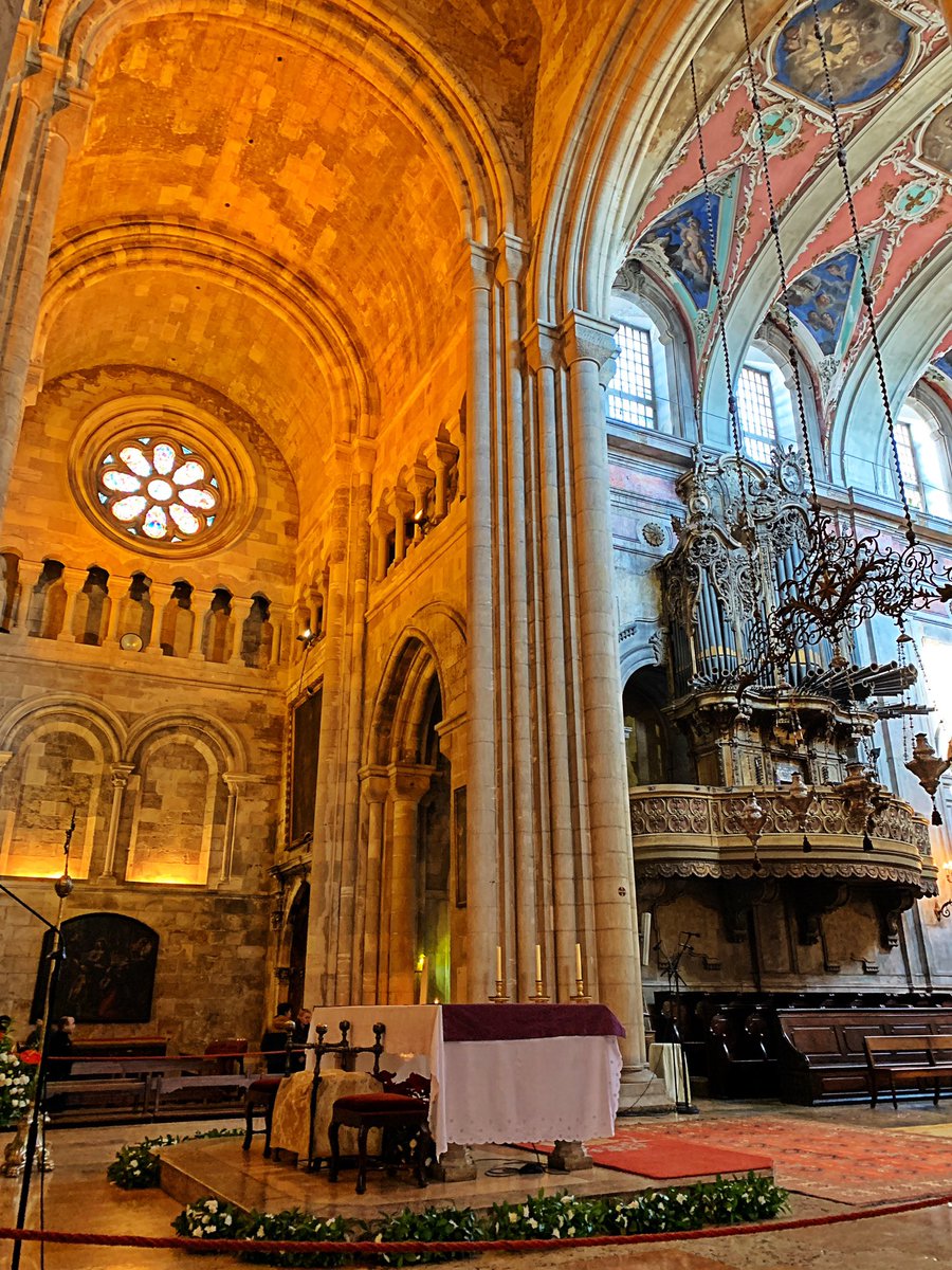 🇵🇹リスボン大聖堂・カテドラル⛪️ 1月1日に中に入ることのできた