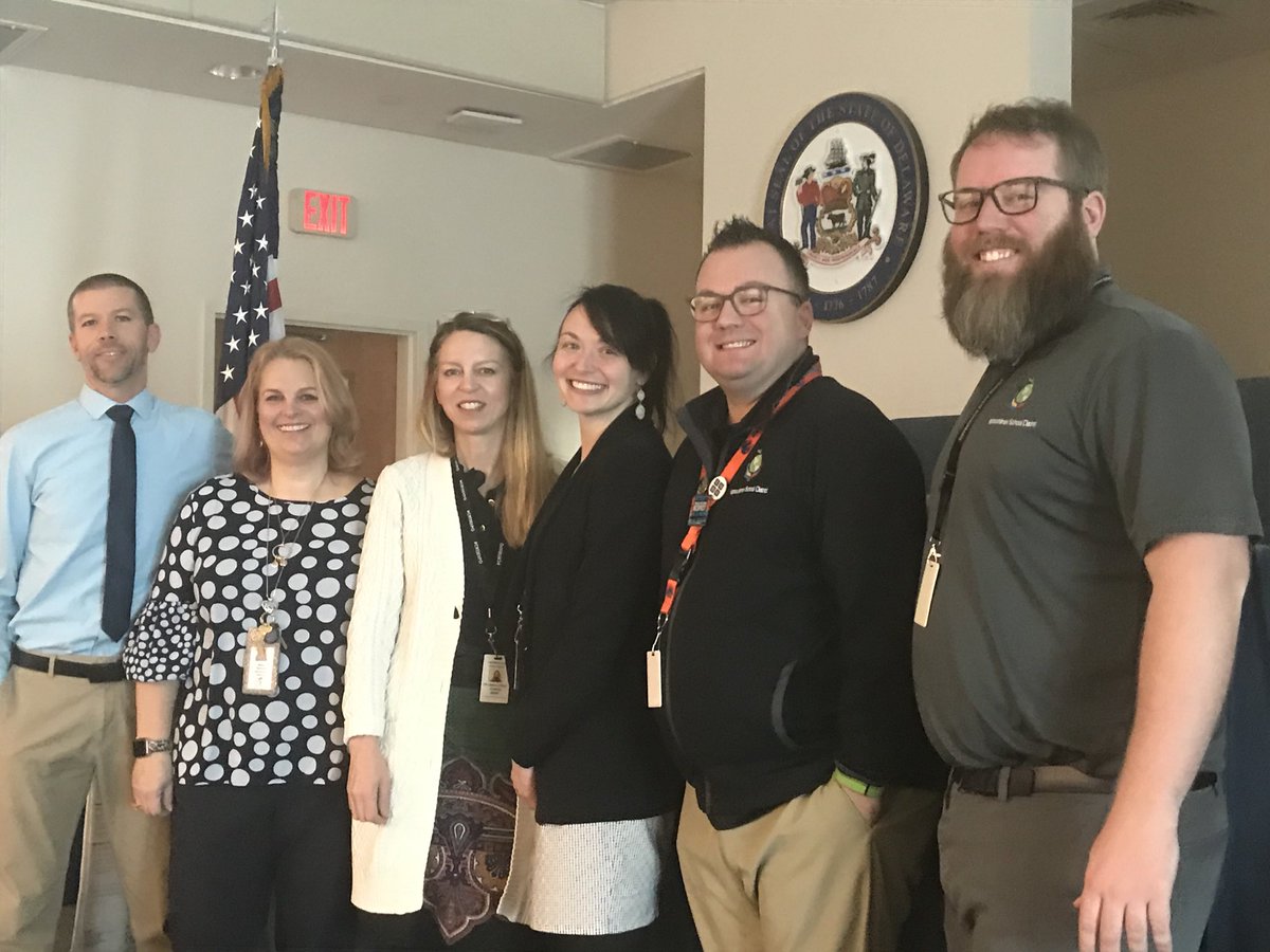 Terri Villa tweet media