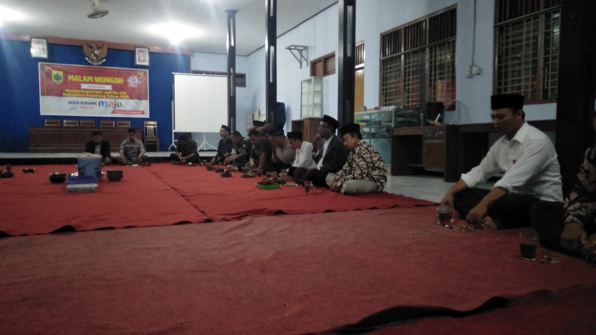 kel_pelutan's tweet photo. kelpelutan mengadakan wungon dalam rangka hut ke 445 di aula kel pelutan https://t.co/LunqMdbjOx