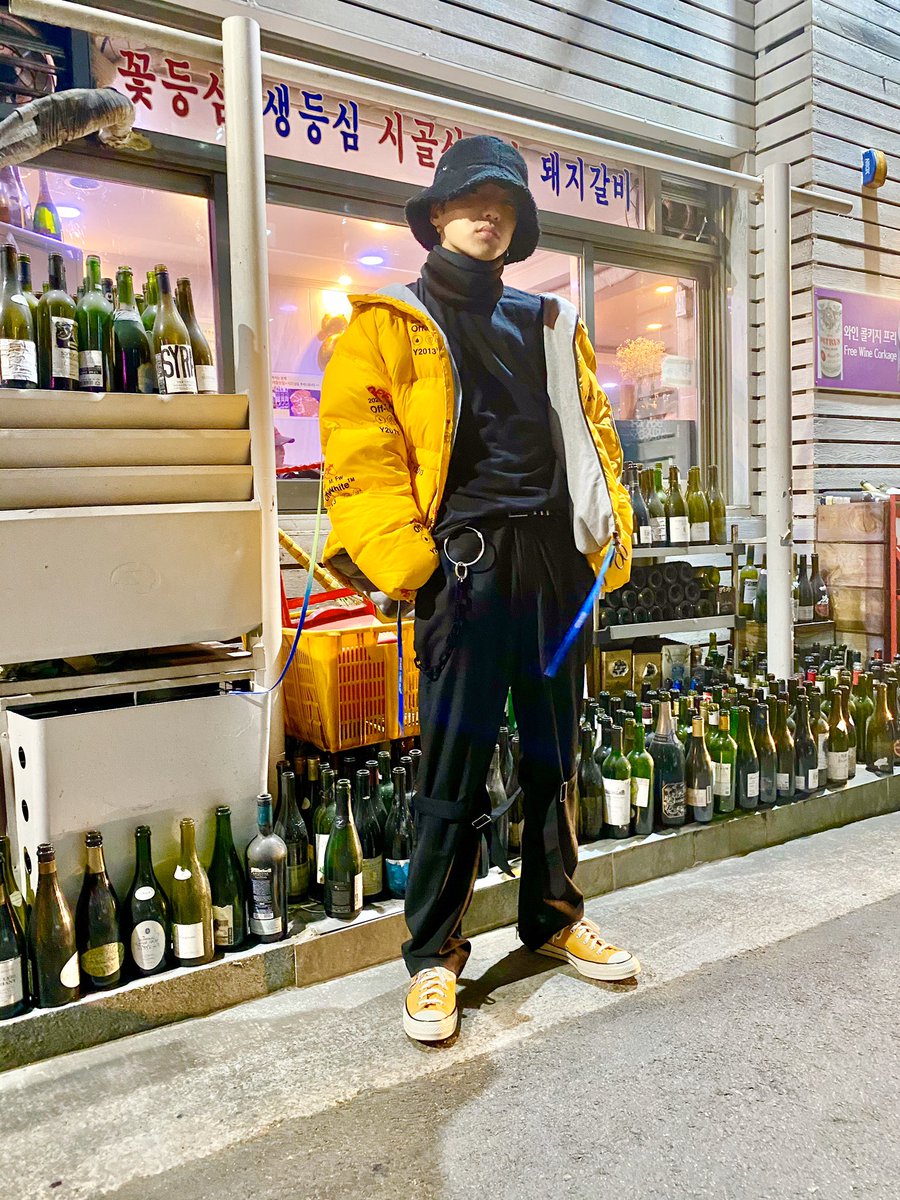 official_yoon_'s tweet photo. Yellow night🌙 https://t.co/FoDlDXBidT
