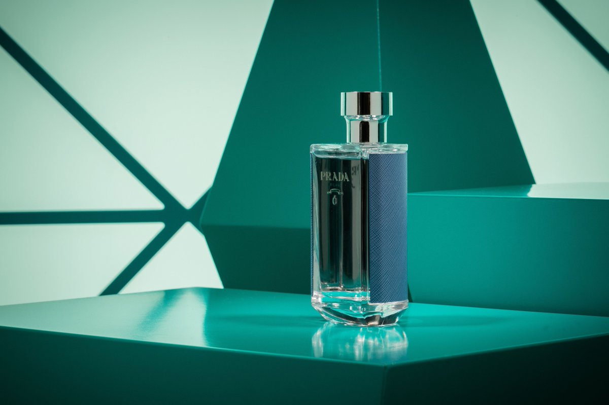 Prada Japan あなたらしい香りを見つけて プラダ のメンズフレグランスが直営店と公式サイトで発売中 T Co Nq9r2agzzt Prada プラダ