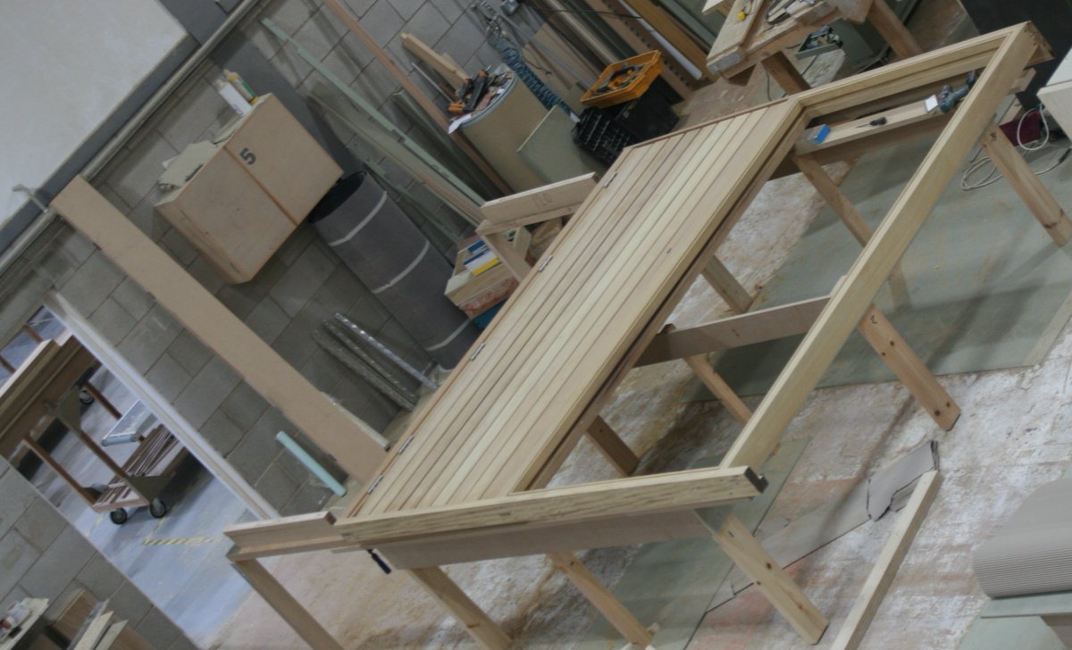JDM Joinery is manufacturing and supplying Formby Point Construction with some amazing bespoke items again for some amazing homes! 
Solid 4ft x 8ft door and door frame, other side will be thick glass! 

#B2Bhour #bespoke #woodwork  #craftsmanship #joinery #luxuryhousing