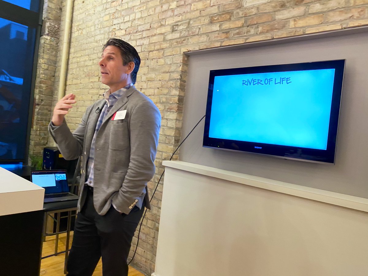 KellerOfCapsule's tweet photo. We have the honor of @chuckrunyon speaking at @capsuledesign for #ThinkandLink and sharing the stories of opening their Antarctic location for @AnytimeFitness and other stories. #brand #people #purpose #profit #play https://t.co/OsjM3M1Xji