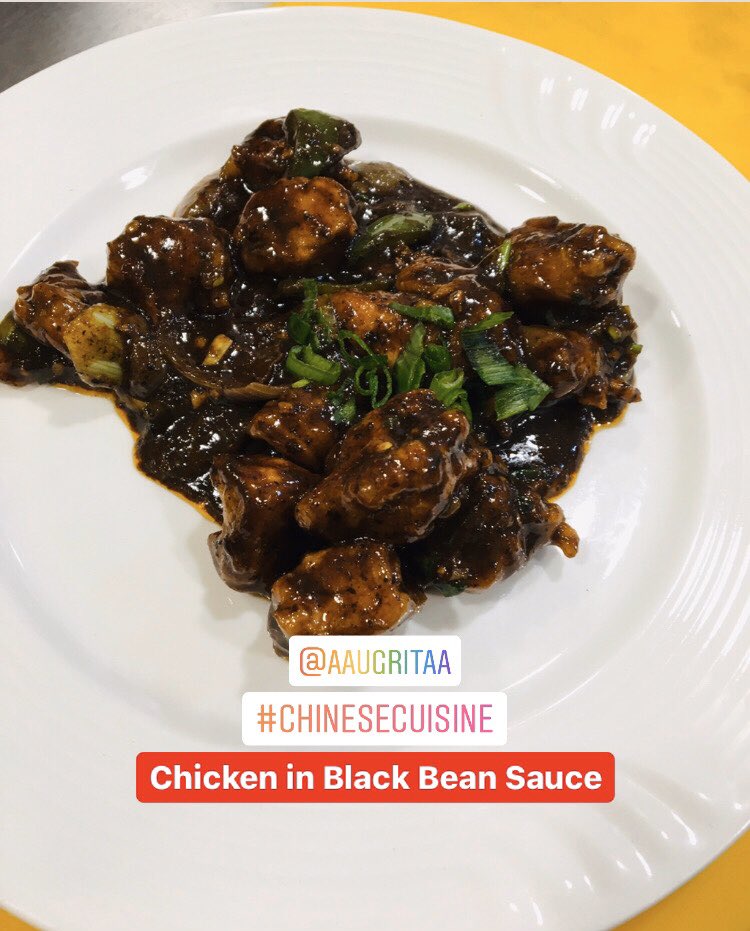 Aaugritaa_AICA's tweet photo. #ChineseCuisine #CookingClasses at #AaugritaaInstituteOfCulinaryArts #Delhi Learn the art of cooking by @ChefShivGhosh
#CookingInstitute #HomeClasses #Chef #Foodie #Yummy #Chinese #EggFriedRice #ChickenInOysterSauce #ChickenBlackBeanSauce #SweetNSourPaneer https://t.co/lMFKlJNTh5