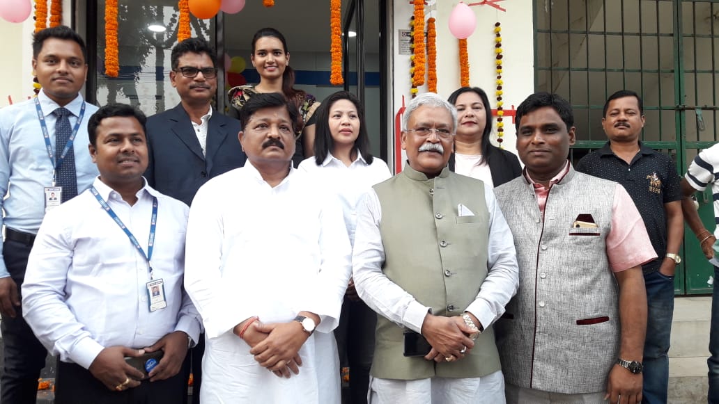 LokaDev's tweet photo. Celebrating 6th Annual Day Program of Dr. Dev Mohanty Public School meeting our Chairman Dr. Dev Mohanty with Minister Pratap Jena &amp; IPS Officer S. Priyadarshani IG Police Odisha https://t.co/PwajpvzIwC