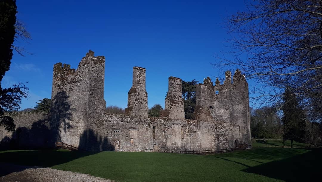DubRuntiger's tweet photo. Lovely long weekend spent @CastlemartyrRes last week. Good company, good food, beautiful weather and plenty of places to wander and explore #staycation #cork #Dubsontour https://t.co/HWFj7fOSVa