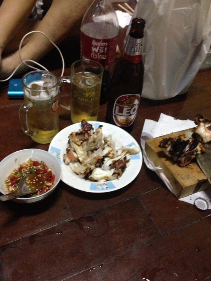 abazvo's tweet photo. มาจร้เบียร์​เบาๆๆ https://t.co/bnzs3yV1VG