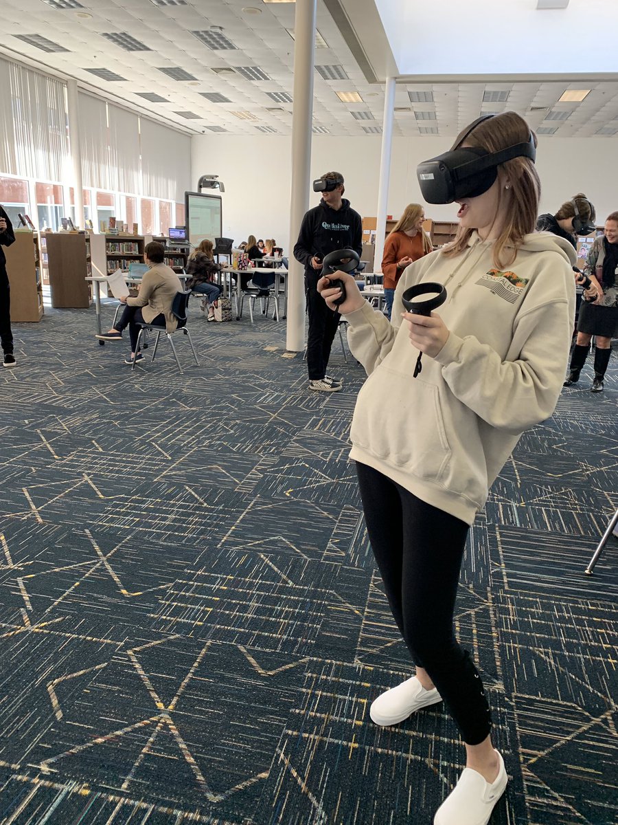 OLHShelp's tweet photo. Swimming with marine life in @OceanRiftVR on the @Oculus Quest has been an exciting start to the next unit for Oceanography students @OceanLakesHS. Thx #DonorsChoose and @vbedfound! #vbits https://t.co/KZd9UBPfhj