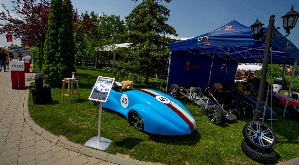 britishschoolro's tweet image. For those of you who don&apos;t know, BSB Innovation Hub hosts the Foamblock’s &apos;#ProjectZephyr&apos;. 
The #Foamblock is exihibiting one of their cars in London at #BETT2020. We wish all the members of Project Zephyr and the Foamblock team good luck! 
#BSB #Innovation #educationtechnology