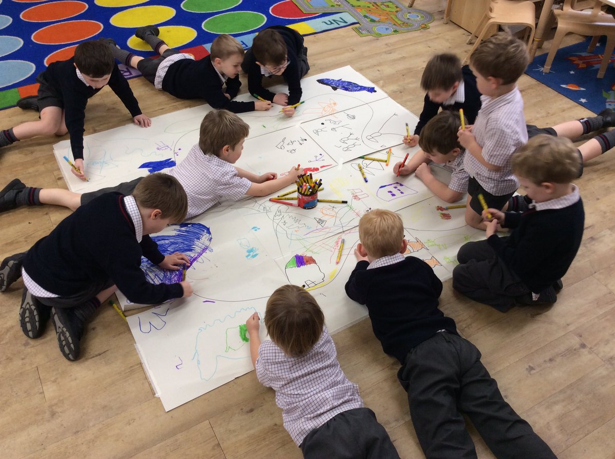 MoulsfordPP's tweet photo. Bobcats made their own Treasure Island map and then programmed the BeeBots, giving them instructions on where they wanted them to go. Then Bobcats pretended to be BeeBots and were given instructions where to move to ๐ค @moulsfordICT #mpsfun #EYFS https://t.co/rIJIMLXJkE
