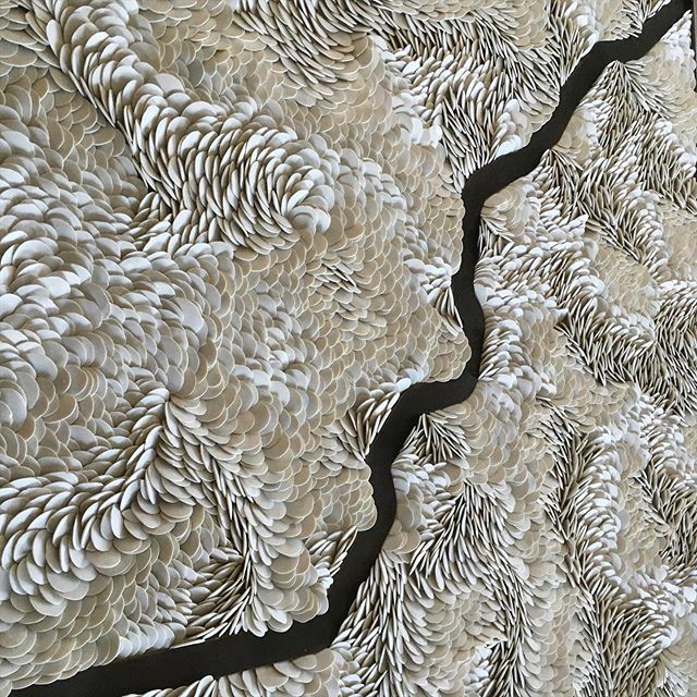 FenellaElms's tweet photo. My latest commission: another waterway. Who can work this one out?
.
#porcelain #flow #commission #ceramicart #ceramica #keramika #keramik #keramiek #porcelaine #contemporaryart #contemporaryceramics #britishcraft #artwork #fenellaelms https://t.co/Mc11OjATJk https://t.co/OodbELdAku