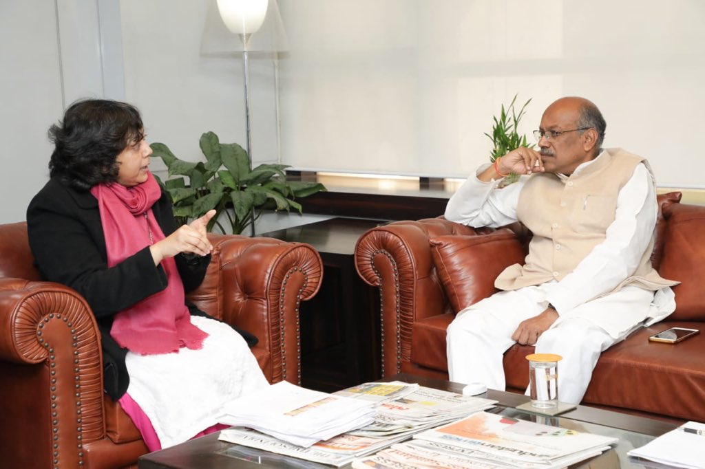 SanjayDhotreMP's tweet photo. Met Ms Anita Karwal, Chairperson, @cbseindia29 today in Delhi. We discussed around various initiatives and best practices undertaken by the organisation to uplift school education across the country. #EducationForAll https://t.co/mBOwaSQjba