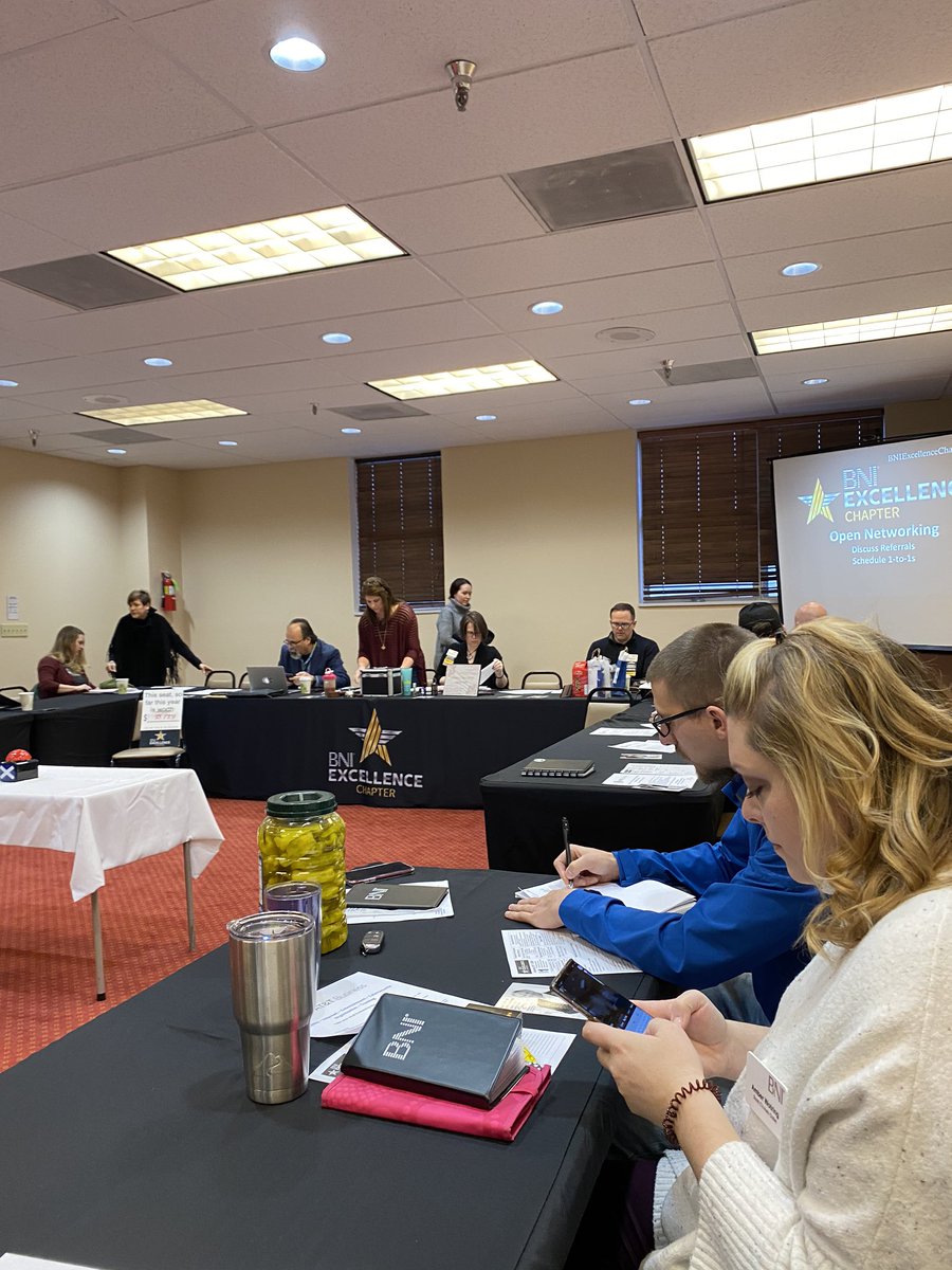 SamHouckRSC's tweet photo. Representing AT&amp;T mobility at Morgantown’s BNI Excellence Chapter meeting of small business owners for referrals and networking. Business plans are better, let me take care of your business needs. #RETI #Businessexpert @jerryfornwalt @LillardDerick @ThaDeliveryMan https://t.co/PeFPGW2KjC