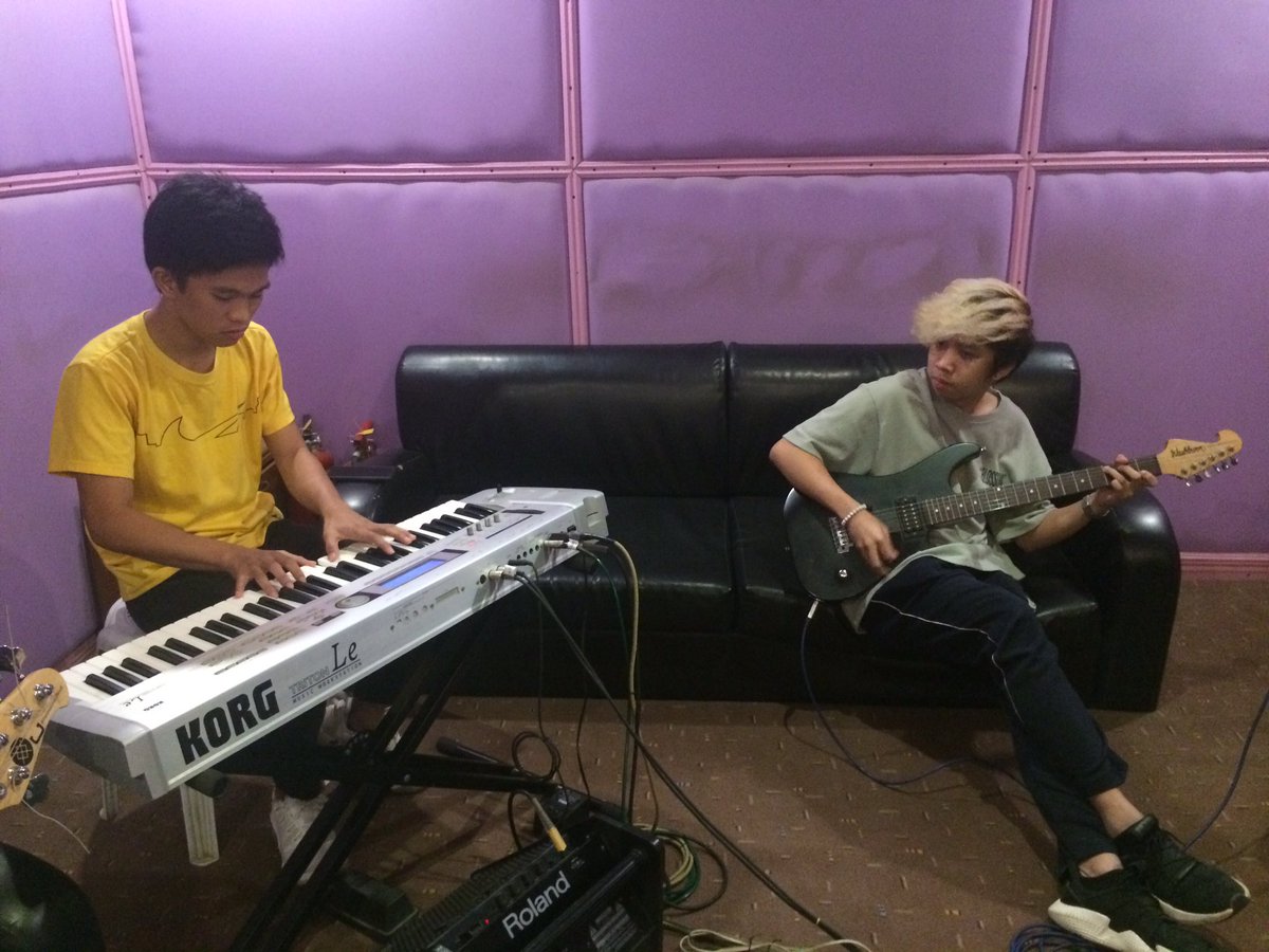 Awitenista's tweet photo. NH |
Category: Contemporary
Song: Panyo
Composer: Luke Isnani
@_lukegabriel
#Awit33
#Awitenista33
#AuthenticAteneanMusic
#ReligiousCategory
#HimigNgAtenista https://t.co/qJtS92eSIa