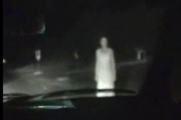 APLangComp2020's tweet photo. Have you ever felt like you’re being watched? Or that maybe you’re not the only one in the room? Ghost Stories of Illinois tells the tale of unnerving demonic and ghostly tales from all across the state. #hauntedillinois https://t.co/dRLU6ZI80R