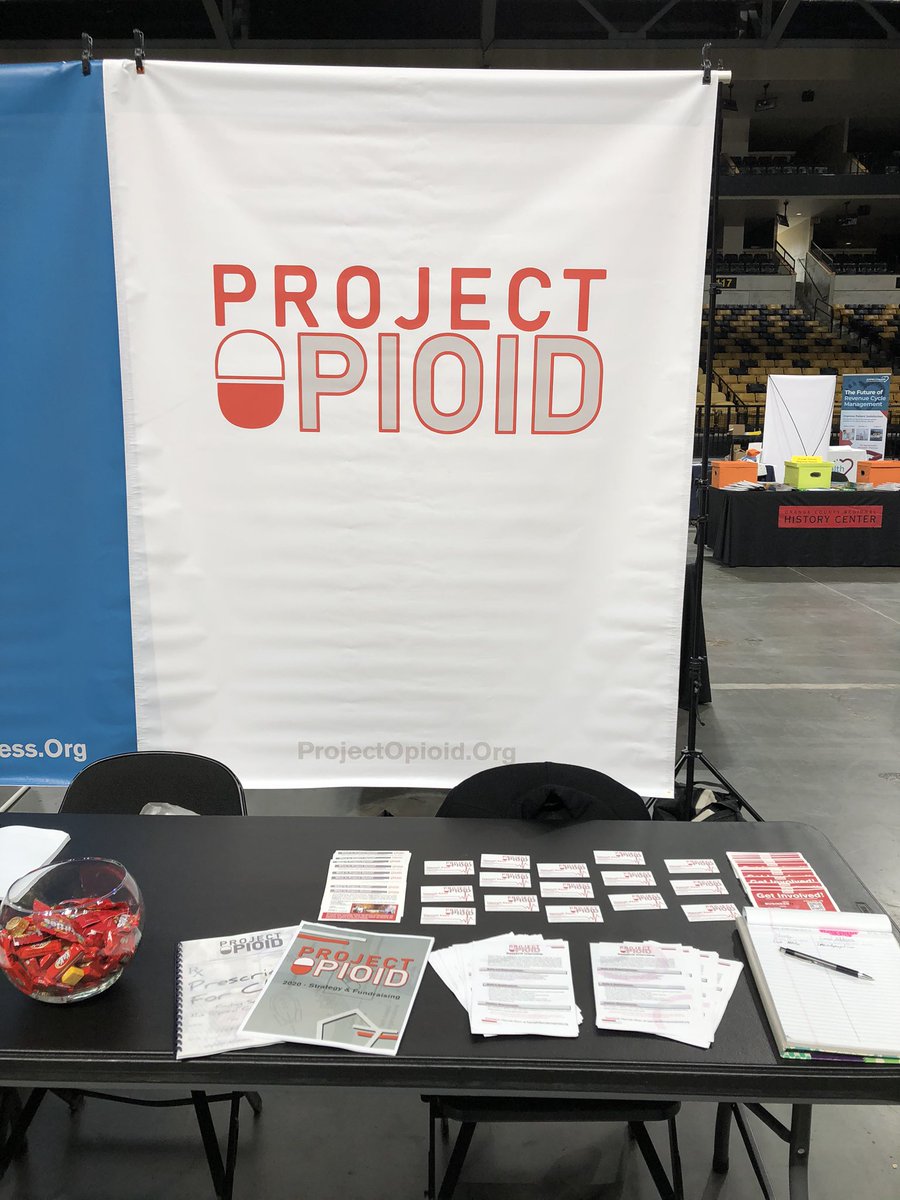 ProjectOpioid's tweet image. Out at the @UCF Internship Fair today!! Stop by, grab some candy, and learn how you can help in the fight against opioid abuse!!