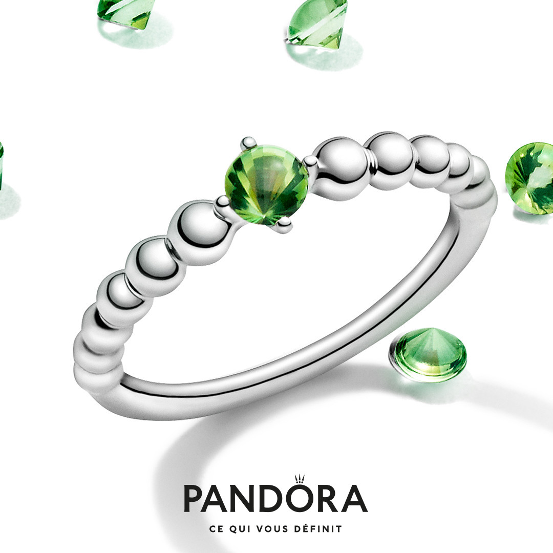 PandoraQuebec's tweet photo. ❤️Votre boutique #Pandora craque pour la collection #MesCouleursAuthentiques! 💚Ses bagues aux accents colorés sont superbes à superposer! Venez nous voir pour concevoir la combinaison qui VOUS définit! 💜
#MyTrueColours #CeQuiVousDéfinit #JaimePandora #PandoraQc https://t.co/azSCQNPhLY