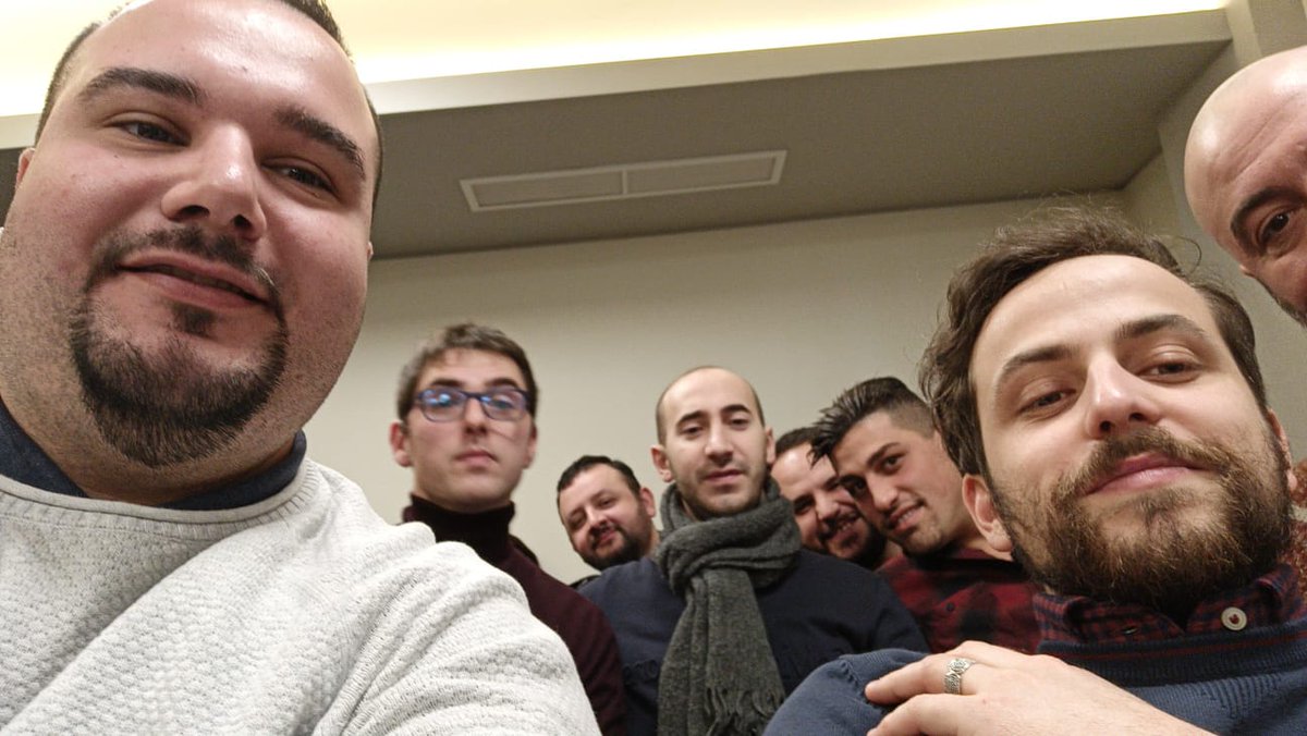#facciamounselfieallavoro
