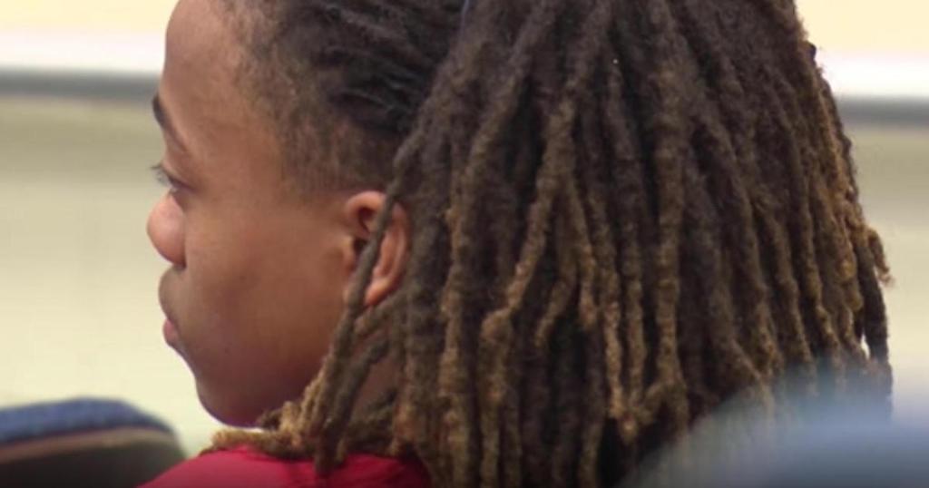 CBSNews's tweet photo. Texas teen told he won't be able to walk at graduation unless he cuts his dreadlocks https://t.co/Wuf58e9Y6f https://t.co/9vMNMOaFAS