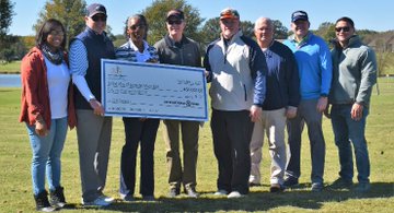 IntlPaperCo's tweet image. Giving back to our community is one of the top ways we embrace #TheIPWayForward.

Each year, we conduct more than 80 @UnitedWay campaigns to enable our employees to donate to their communities.