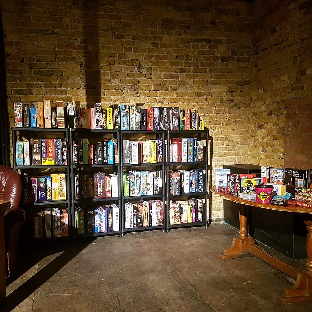 A massive collection of board games (ranging from the fun &amp; simple to super-nerdy) in a room above a pub. With a 20% booze discount. 
What's not to like?

Join <a href="/SoboardUK/">SoboardUK</a> this Sunday afternoon.

Pre-book: soboard.uk/calendar/the-o…

#boardgames #nunhead #SE15