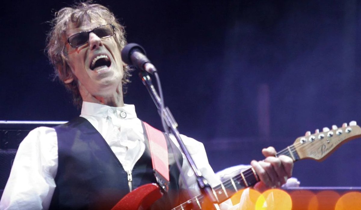 moveconcertsco's tweet photo. #MoveNews Un día como hoy en 1950 nació el músico argentino Luis Alberto Spinetta, uno de los artistas más recordados del rock latinoamericano. https://t.co/lhV3A3Kd86