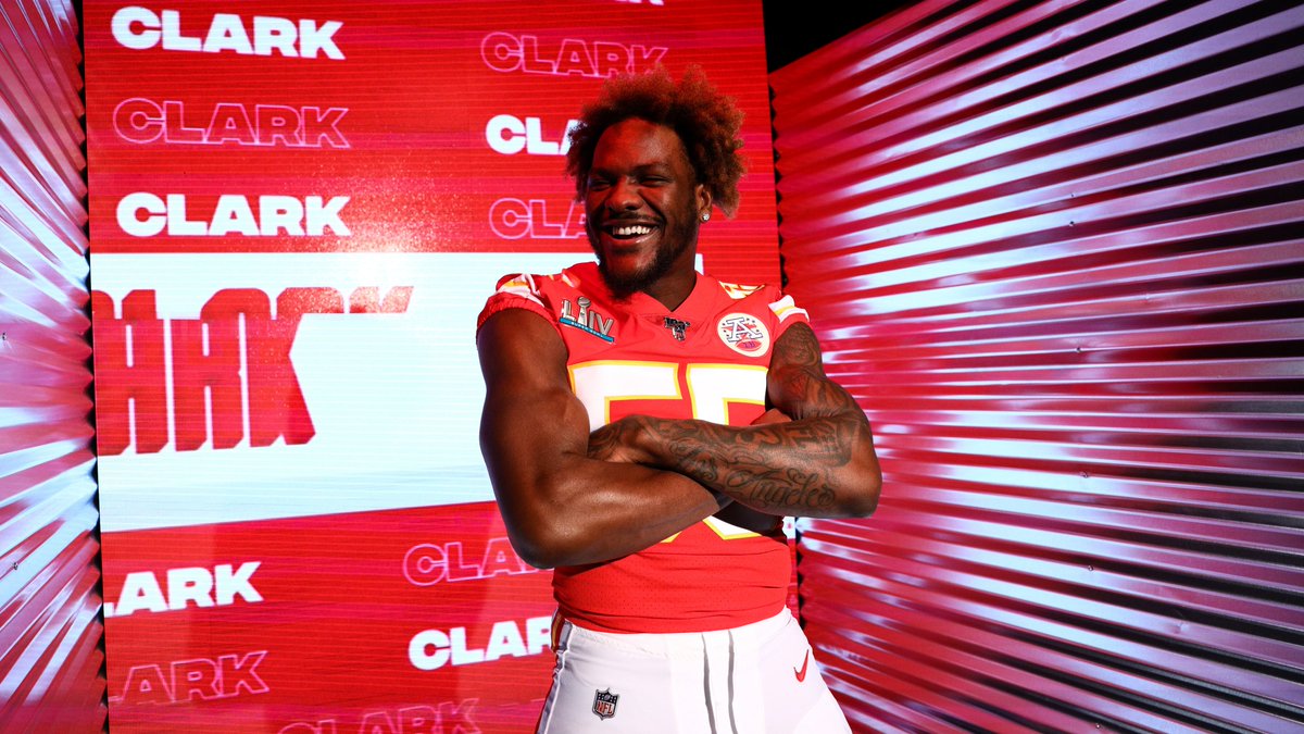 Chiefs's tweet photo. Can't get enough of these shots 💯 https://t.co/Va4XUIufI8