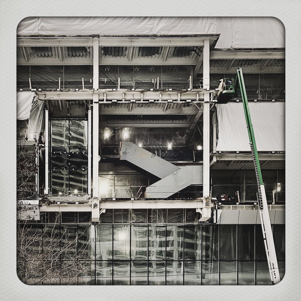MarcAHeadrick's tweet photo. #MINNEAPOLIS #publicservicebuilding #underconstruction https://t.co/SbprFsvmS3