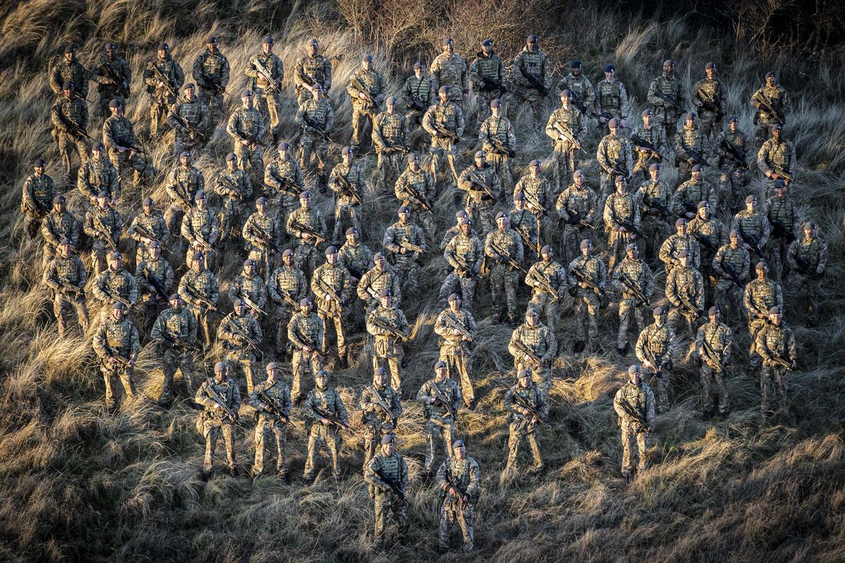 @RAFNortholtSWO @qcsofficial @ROCW11 @oc_nireland as ex Army  I have to say well done to @qcsofficial for their recent training in Barry Buddon a place I know well. This Photo has to be the shot of the year. Well done folks. Much credit to person who shot it, deserves an award.