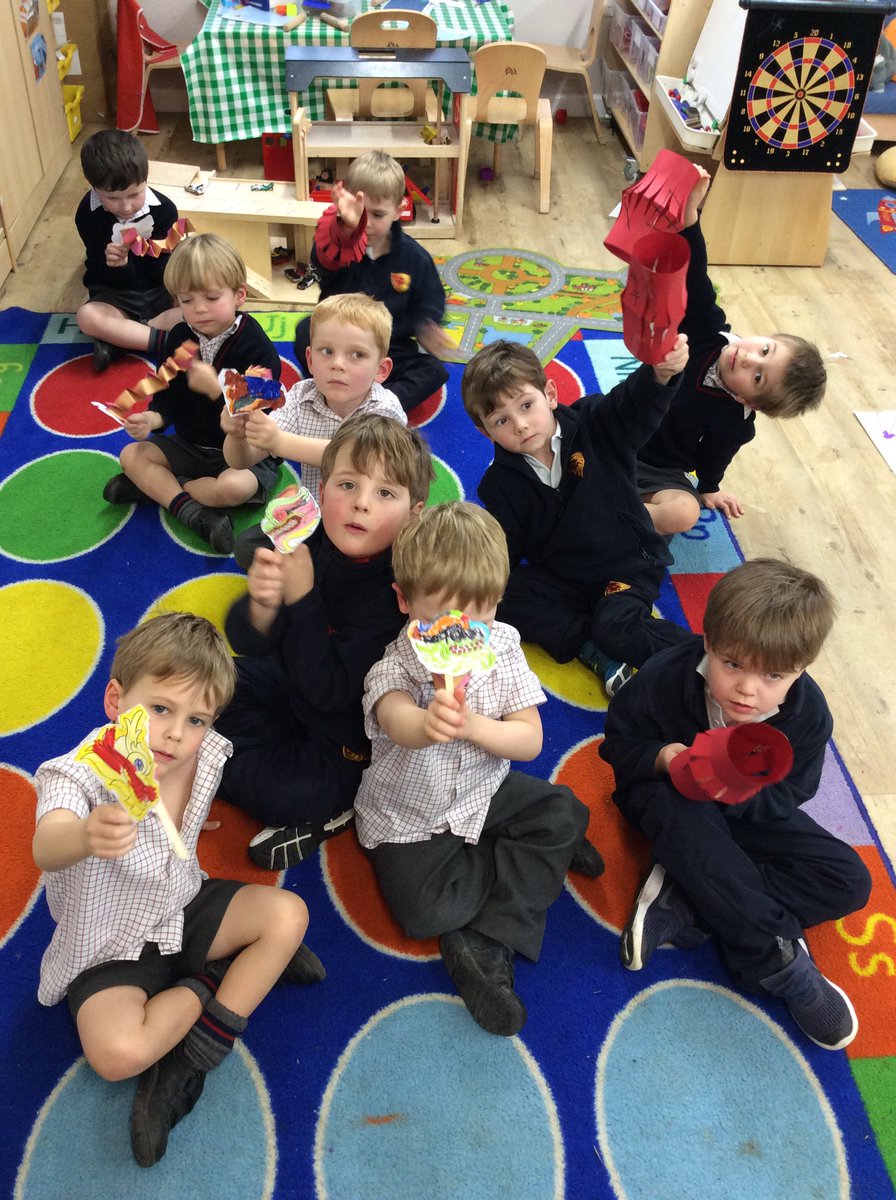 MoulsfordPP's tweet photo. For class writing and Art this week, Bobcats have made Chinese dragons and drawn Chinese characters onto red card and made paper lanterns. ๐๐ฎ๐งง #mpsfun #mpsactivities #EYFS https://t.co/XsjjtEc9ZP