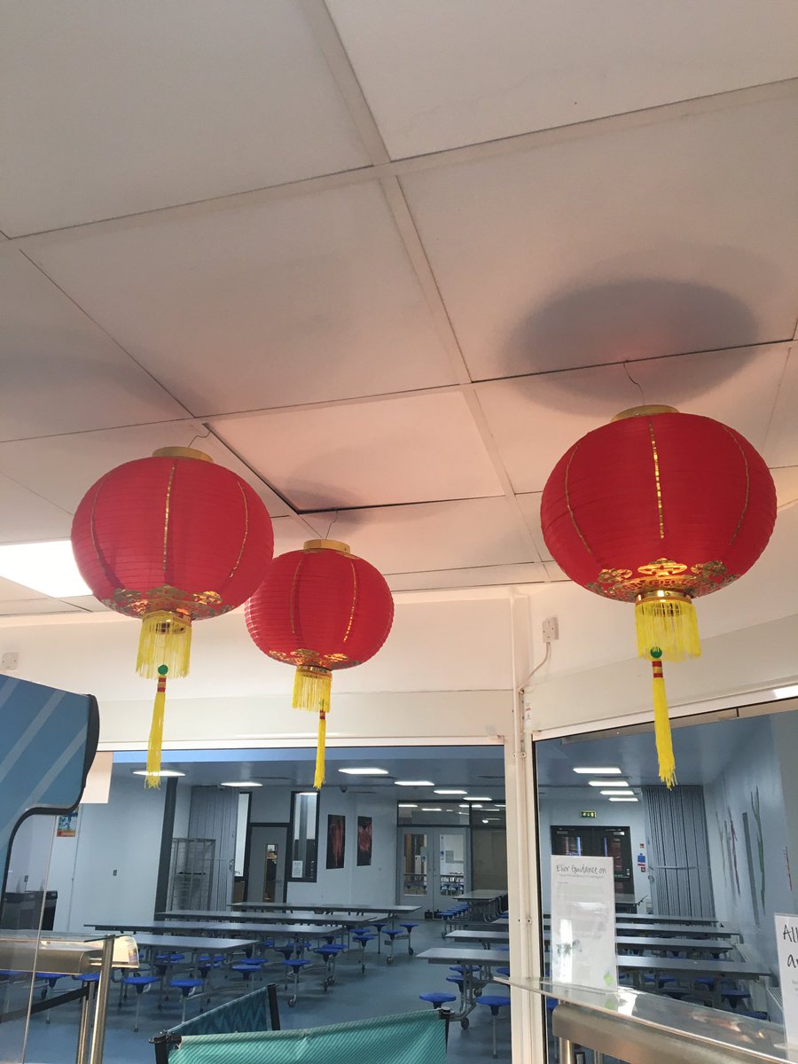 robertlipman1's tweet photo. @elioruk Fantastic Chinese New Year at Ken Stimpson Community School in Peterborough, we even have some visitors from China and they loved it.. https://t.co/l1sUhzdttW