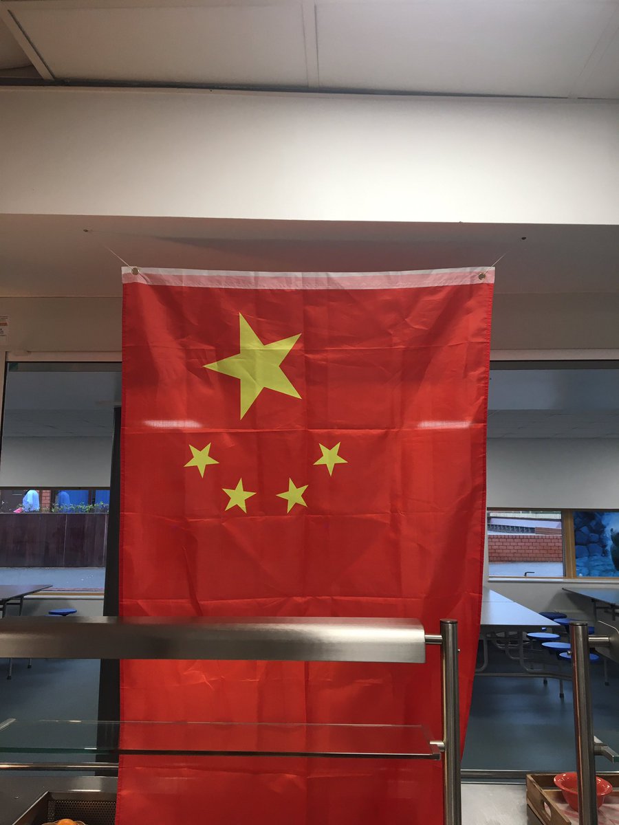 robertlipman1's tweet photo. @elioruk Fantastic Chinese New Year at Ken Stimpson Community School in Peterborough, we even have some visitors from China and they loved it.. https://t.co/l1sUhzdttW