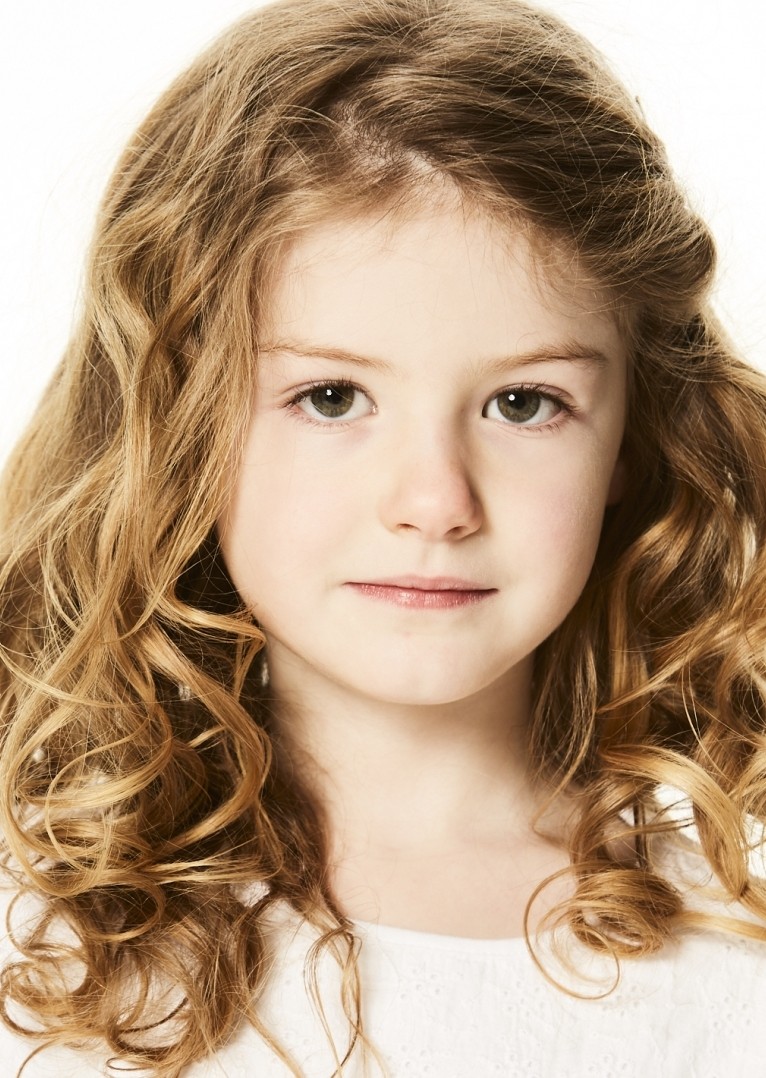 SophiecBobe's tweet photo. Good luck to Maynard, Seyi, Imogen and Luella casting for a      promo video for a kids TV talent show! @bonnieandbetty1 @RosieBobe #Childactors #teambobe https://t.co/Db0gYHRL7L