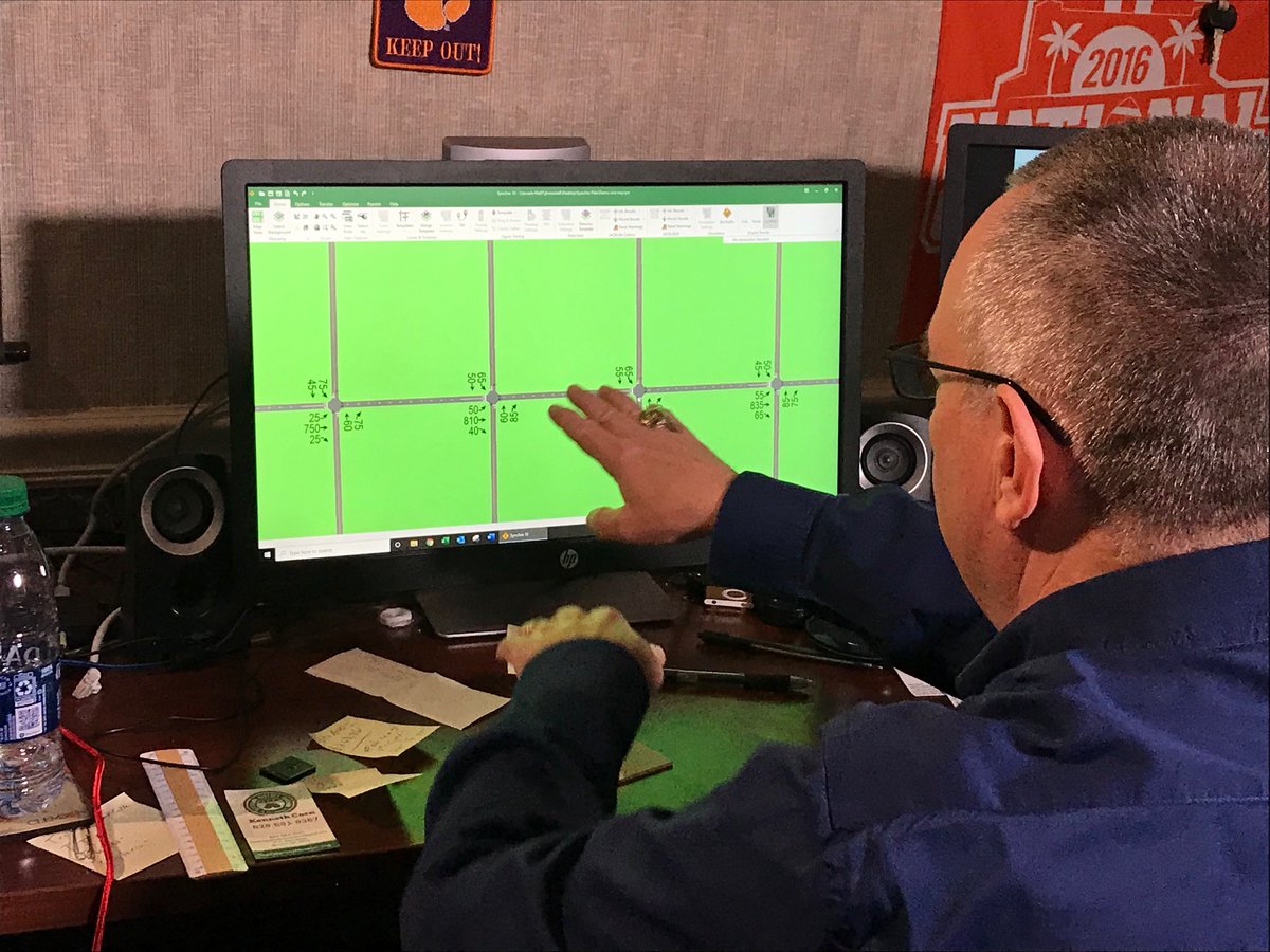 LBRIGMAN_WLOS's tweet photo. Ever get stuck at a red light &amp; wonder what's up with the timing? Or how the light knows you're waiting? We answer those questions tonight at 6pm on @WLOS_13 #StateofOurRoads #trafficlighttiming #trafficlights #WNC #Asheville https://t.co/09ZS3Xxpmy