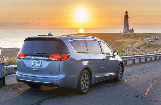 eurekacjd's tweet photo. Watch that next sunset in your new Pacifica. https://t.co/khC8TwKrDF