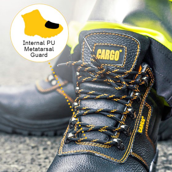 CargoWorkWear's tweet photo. METACHUKKA BOOT😍
👉GRAINED LEATHER WATER RESISTANT UPPER WITH HI VIZ TRIM
👉INTERNAL PU FOAM INTERNAL METATARSAL GUARD
Sizes: 4-15 SAFETY STANDARD: ENISO 20345 S3: M, SRC
https://t.co/0ZFpOVfQ0u #cargoworkwear #wearthebull #safetyboot #safetyshoes https://t.co/8RrTFDFCjo