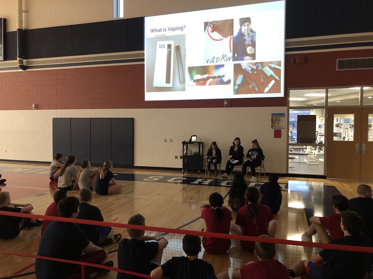 janelle_henley's tweet photo. SMS PE students listening to FCCLA members presenting information about vaping and their anti-vaping message. Great message for our students! @SeamanSchools #LearnLikeAVike #LearningWithoutLimits https://t.co/u3aZTW99GV