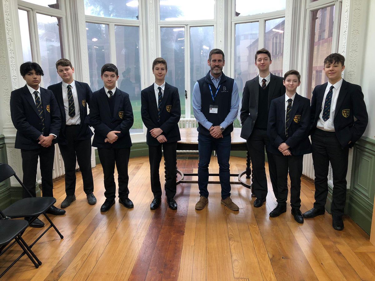 Tranby_school's tweet photo. Huge thanks to Dave Blanchard MD of @bureauuk for coming to talk to pupils at this morning’s #careers #breakfastmeeting. An informative insight into recruitment in the oil, gas &amp; energy industries. https://t.co/O4AVjtrnoE