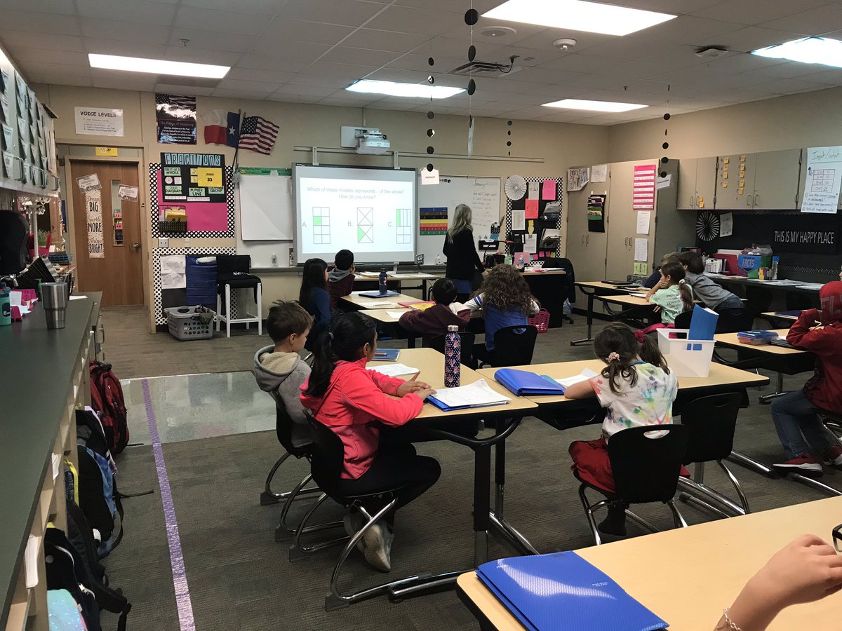 Lindsay Hooks tweet media