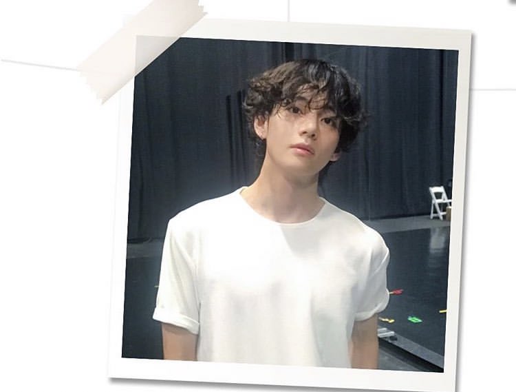 yourscorpiomama's tweet photo. Stanerzy soft Taehyunga... macie przesrane w tym roku #BTSinBerlin #btsingermany #BTSinPoland https://t.co/HkMqyaxJ5q
