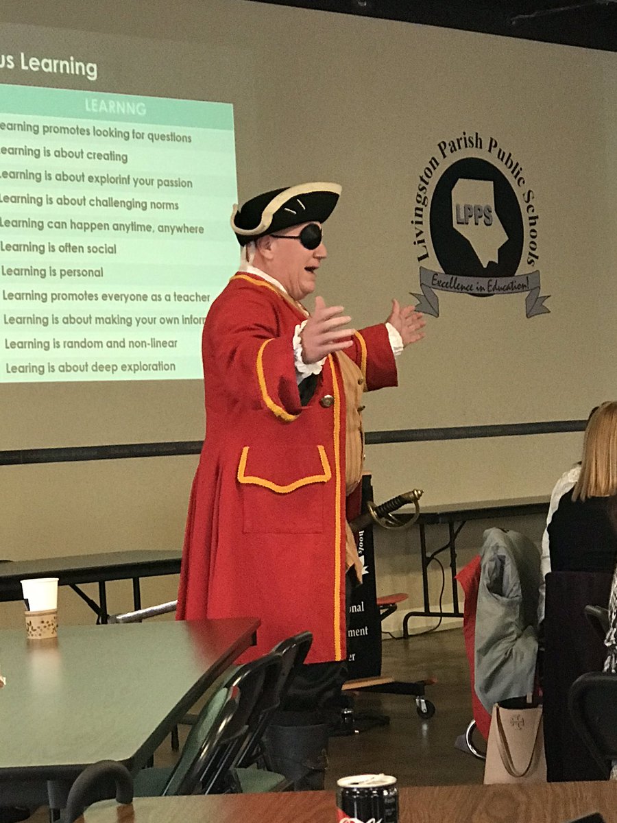 MicheCrochet's tweet photo. Thereโs always a good time to be had at Aspiring Leaders! #captainpatch #makingadifference @sparrill81 @JoeMurphylpsb https://t.co/8Py6MseteI
