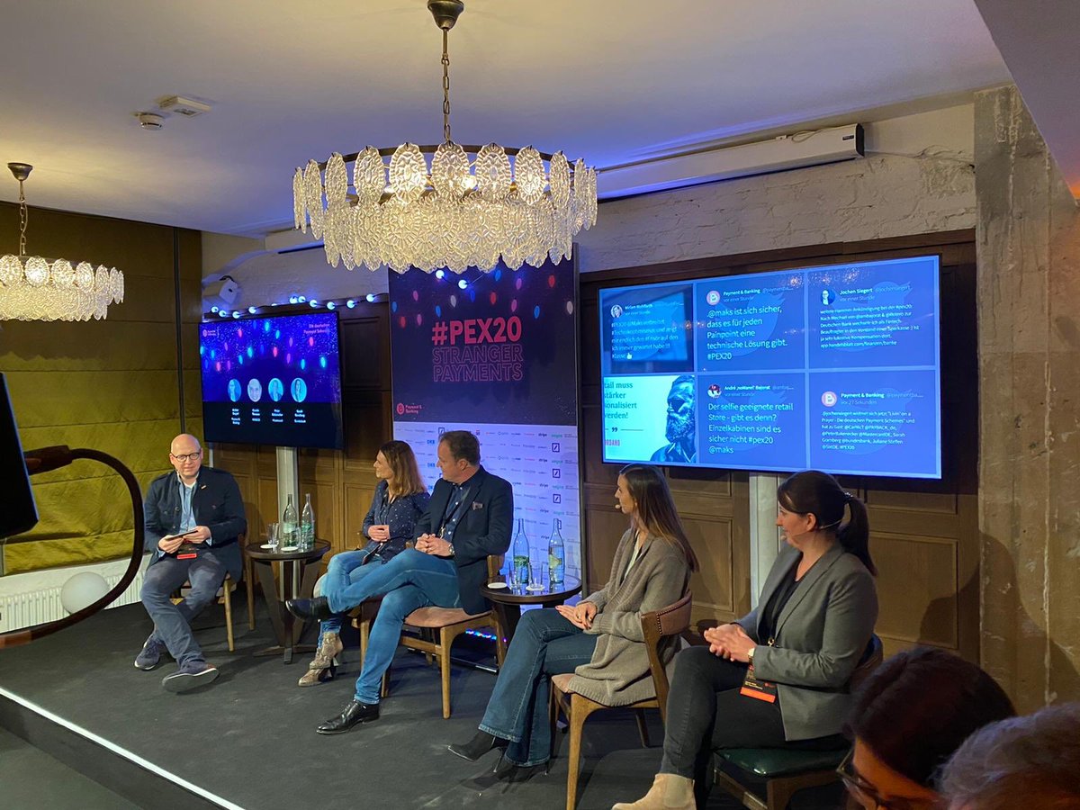 Los geht’s mit dem Panels „Livin’ on a prayer - #PEX20 #Berlin